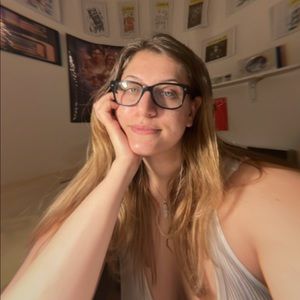 Meet your Posher, Emma blake